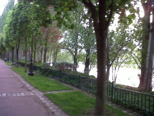 jatte1.jpg