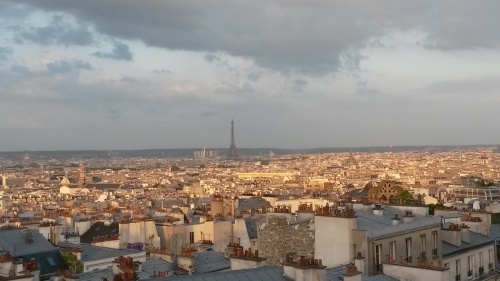 sobriété joyeuse,déménagement,montmartre,simplicité,marie kondo,vide-grenier,faire le vide,diététicienne paris