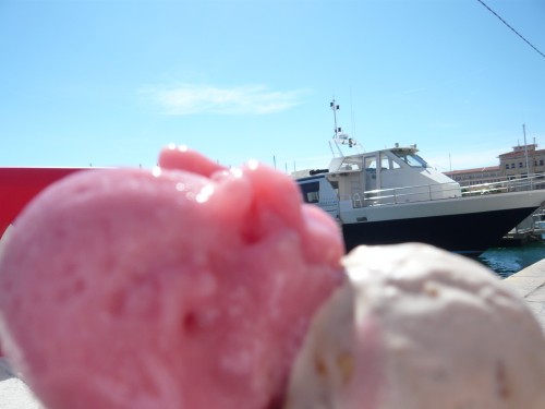 glace,glacier,été,gourmandise,dessert,pas d'aliment interdit